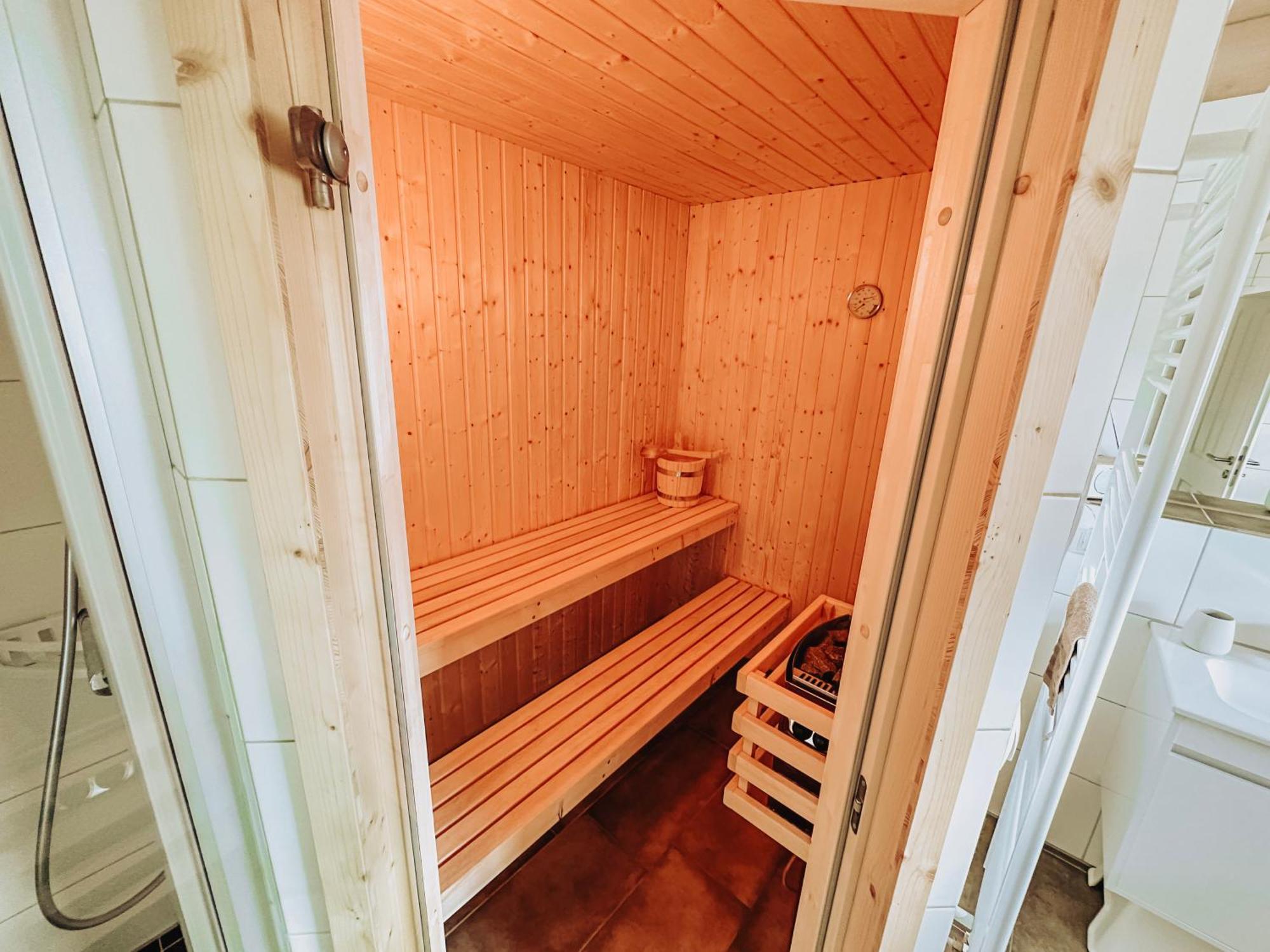 Malerisch Am See Mit Kamin, Sauna & Whirlpool Нордхорн Екстериор снимка